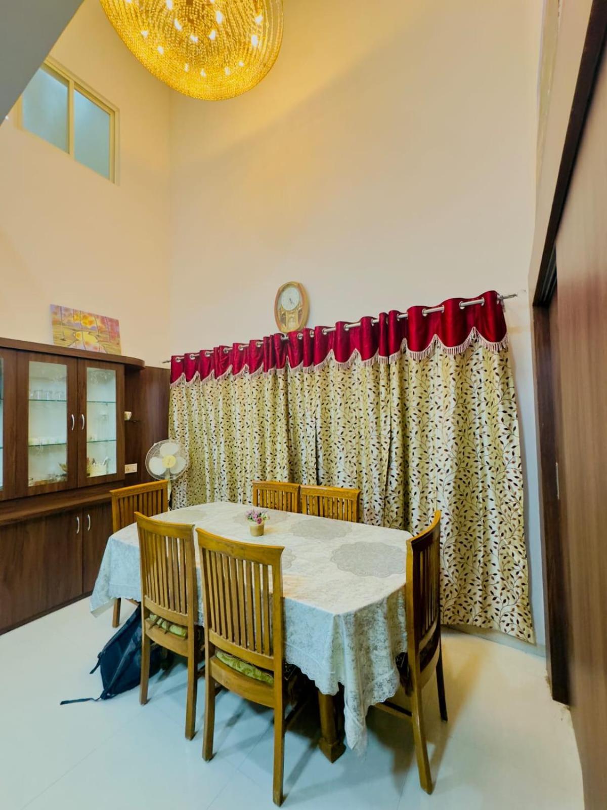 Gulmohar Villa Indore Eksteriør billede
